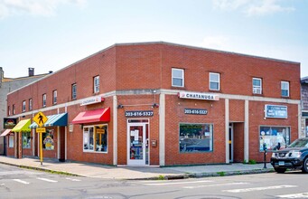 32-34 White St in Danbury, CT - Building Photo - Building Photo