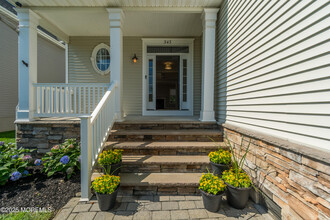 343 Shore Dr in Highlands, NJ - Building Photo - Building Photo