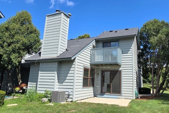 640 Chip Ct in Gurnee, IL - Building Photo - Building Photo