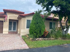 9051 SW 215th Terrace in Cutler Bay, FL - Building Photo - Building Photo