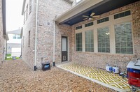 18214 Lake Eagle Dr in Cypress, TX - Foto de edificio - Building Photo