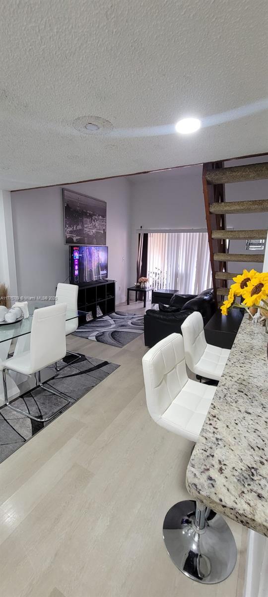 10241 NW 9th St Cir in Miami, FL - Building Photo - Building Photo