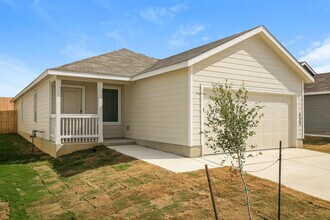 433 Payton Pl in Marion, TX - Building Photo - Building Photo