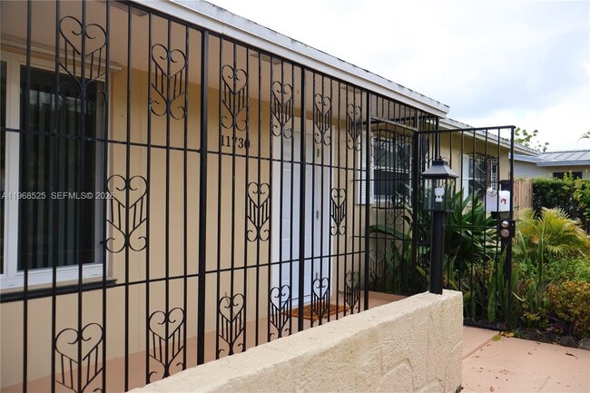 11730 SW 192nd St in Miami, FL - Building Photo - Building Photo