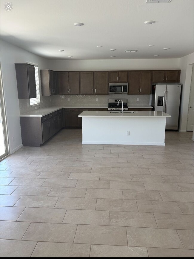 25165 N 156th Ln in Surprise, AZ - Building Photo - Building Photo