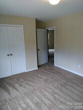 7708 E Lane Dr in Charlotte, NC - Building Photo - Building Photo