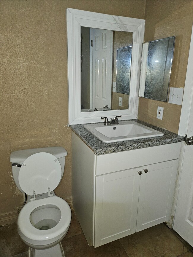 property at 15829 Ridgeroe Ln