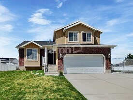 980 Inverness Dr in Syracuse, UT - Building Photo