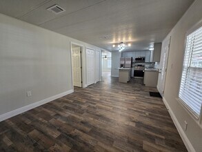 2875 Bay Ave in Kissimmee, FL - Building Photo - Building Photo