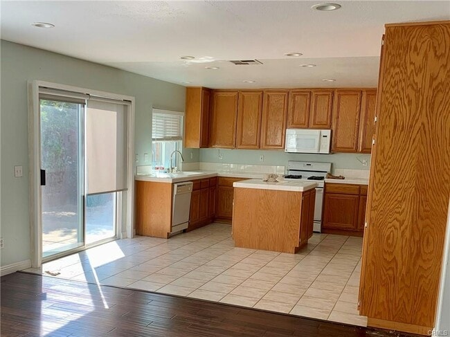 1525 W Starburst Dr in West Covina, CA - Building Photo - Building Photo