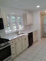 116 Lake St in Boston, MA - Building Photo