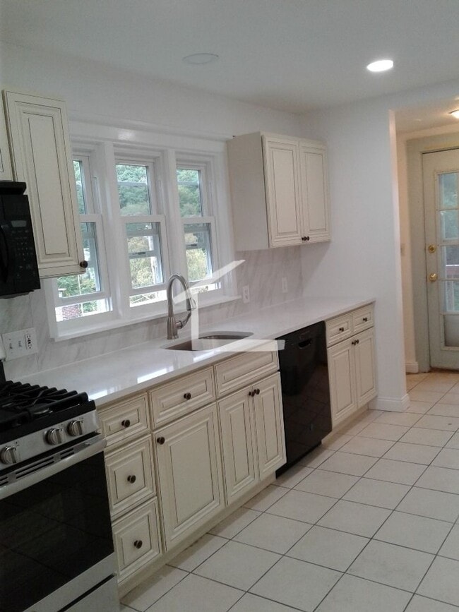 property at 116 Lake St