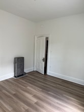 1336 County Rd in Cataumet, MA - Building Photo - Building Photo