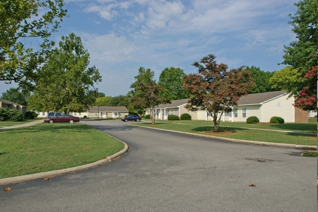 Conway Village Apartments in Conway, NC - Building Photo - Building Photo