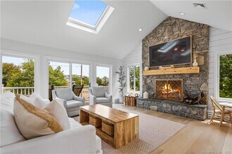 660 Penfield Rd in Fairfield, CT - Building Photo - Building Photo
