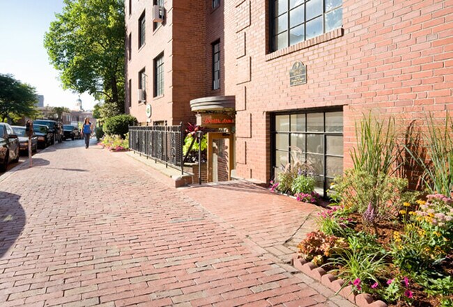 16 Chauncy St, Unit 18B in Cambridge, MA - Building Photo - Building Photo
