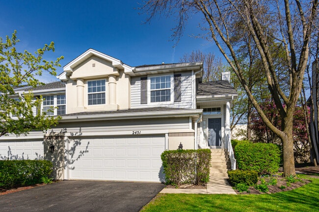 property at 2451 Madiera Ln