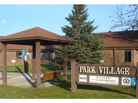 1007 1st St in Lake Park, MN - Building Photo