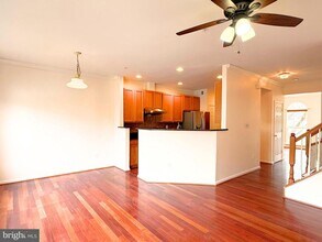 13429 Rising Sun Ln in Germantown, MD - Building Photo - Building Photo