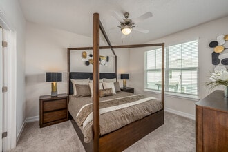 Lake Tavares Townhomes in Tavares, FL - Building Photo - Interior Photo