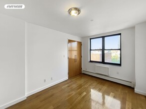 6 E 116th St in New York, NY - Building Photo - Building Photo