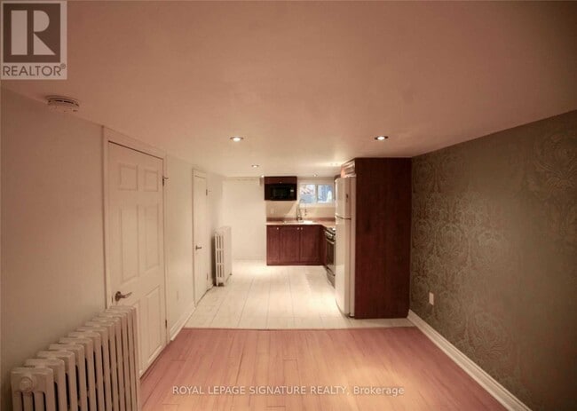 11 Ferrier Ave in Toronto, ON - Building Photo - Building Photo