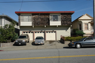 560 Baden Ave in South San Francisco, CA - Foto de edificio - Building Photo