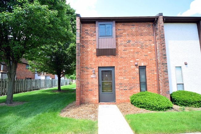 property at 20 King Arthur Ct