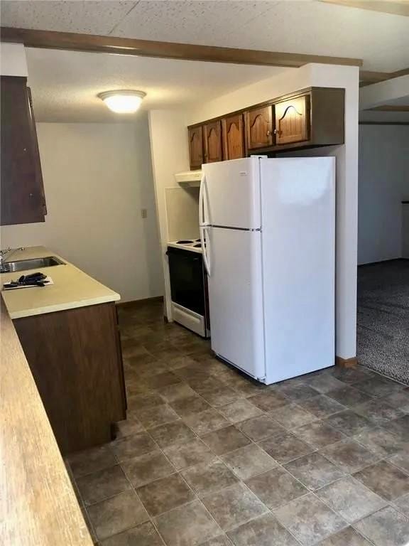 property at 4-6 26th Ave SW