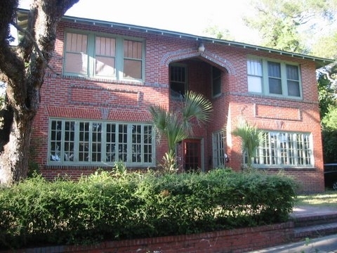 92 W Gadsden Fld in Pensacola, FL - Foto de edificio - Building Photo