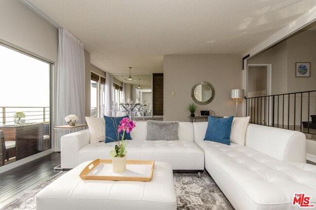 property at 18065 Coastline Dr