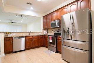 6855 Sperone St in Orlando, FL - Building Photo - Building Photo