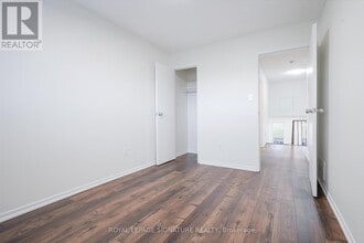 796 Thistle Down Ct in Mississauga, ON - Building Photo - Building Photo