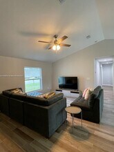 63 Cory St in Port Charlotte, FL - Building Photo - Building Photo
