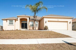 4048 Byrds Crossing Dr in Lakeland, FL - Building Photo