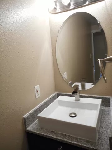 3104 Cedar St in Austin, TX - Foto de edificio - Building Photo