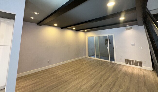 property at 605 Rainier Way