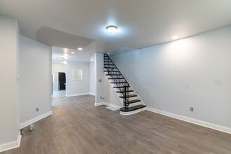 6124 Walnut St in Philadelphia, PA - Foto de edificio - Building Photo
