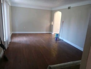 20230 Crystal Ave in Euclid, OH - Building Photo - Building Photo