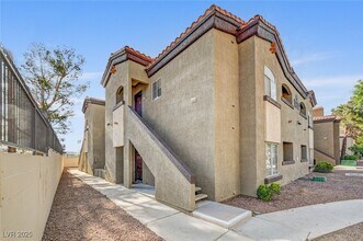 9000 S Las Vegas Blvd in Las Vegas, NV - Building Photo - Building Photo