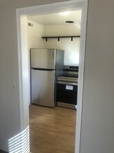 912 Roosevelt St in Monterey, CA - Building Photo - Building Photo