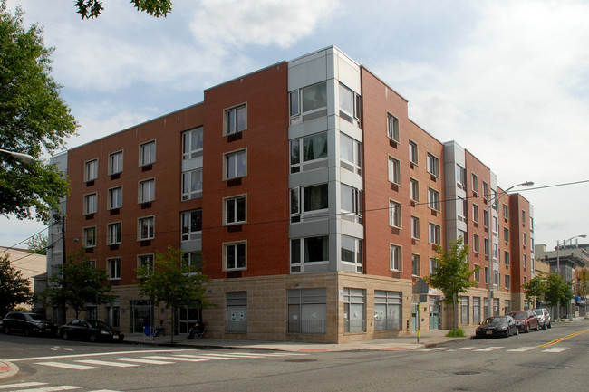 Webb Apartments in Jersey City, NJ - Building Photo - Building Photo