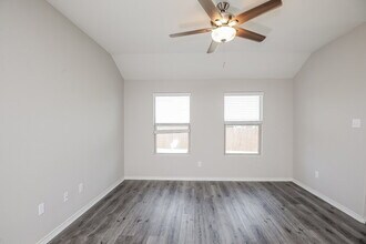 8616 Fawn Hill Ct in Fort Worth, TX - Foto de edificio - Building Photo