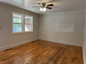 520 Pine Ave in North Wilkesboro, NC - Building Photo - Building Photo