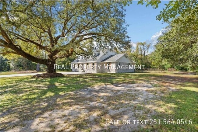 3158 Lees Ln in Mobile, AL - Building Photo - Building Photo