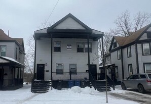 137 Lexington Ave in Syracuse, NY - Building Photo