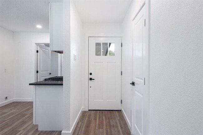 6907 Tulane Dr in Austin, TX - Building Photo - Building Photo