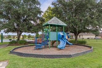 11306 Misty Willow Ln in Tomball, TX - Building Photo - Building Photo