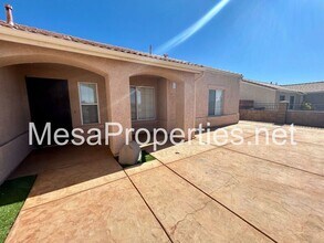16481 Silica Dr in Victorville, CA - Building Photo - Building Photo