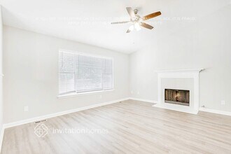 6358 Hillview Ln in Douglasville, GA - Building Photo - Building Photo